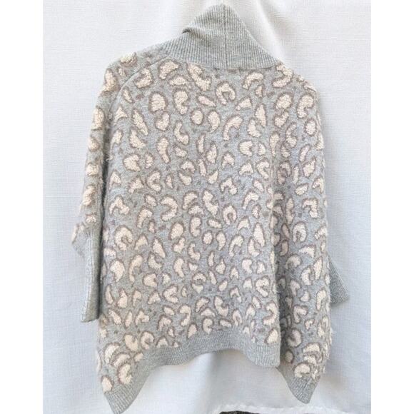Look By M New York Leopard Animal Print Cardigan Sweater Dolman os soft roomy - Picture 3 of 6
